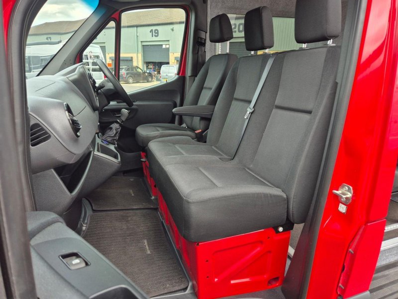 MERCEDES-BENZ SPRINTER