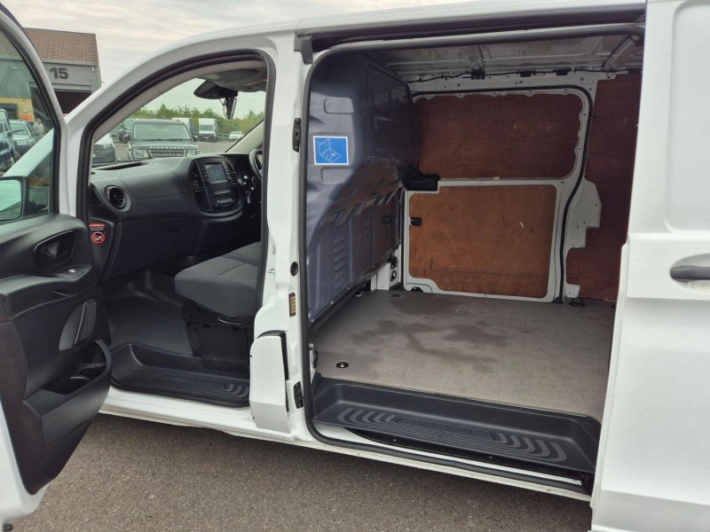 MERCEDES-BENZ VITO