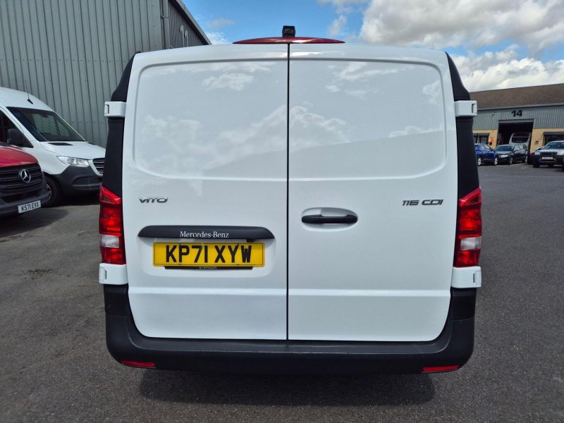MERCEDES-BENZ VITO