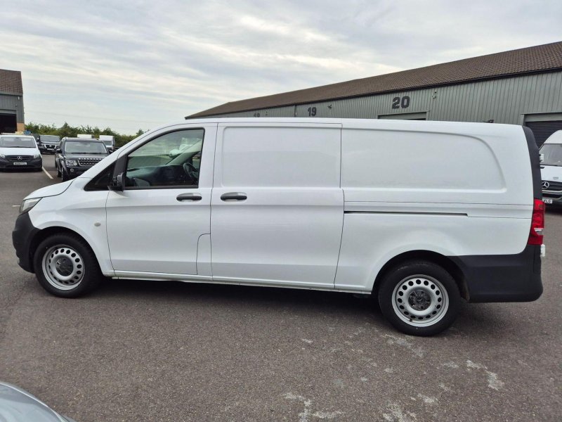 MERCEDES-BENZ VITO