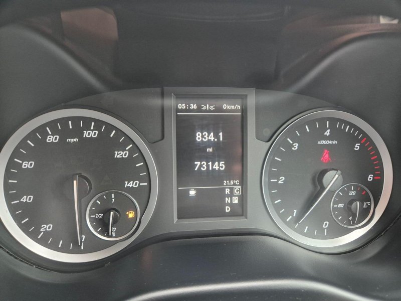 MERCEDES-BENZ VITO