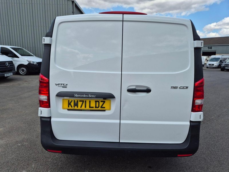 MERCEDES-BENZ VITO