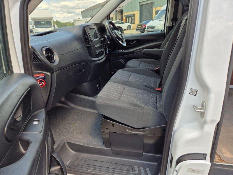 MERCEDES-BENZ VITO