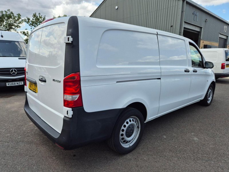 MERCEDES-BENZ VITO