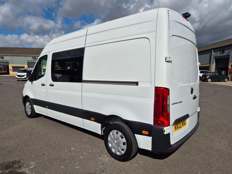 MERCEDES-BENZ SPRINTER