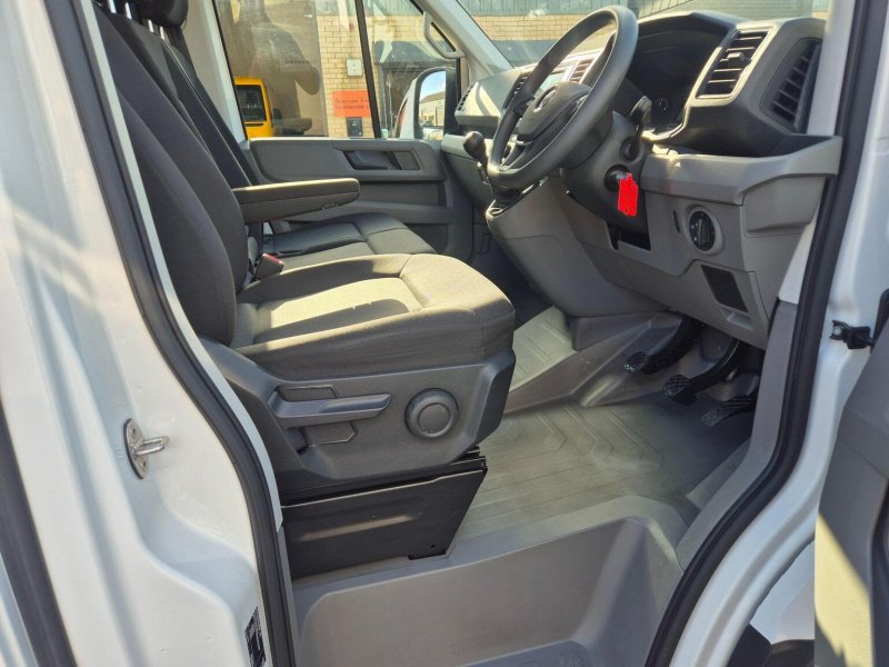 VOLKSWAGEN CRAFTER