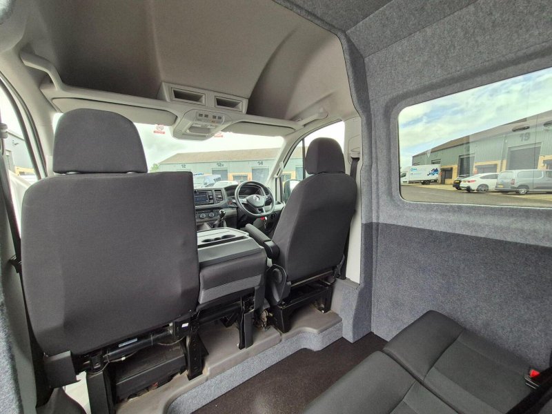 VOLKSWAGEN CRAFTER
