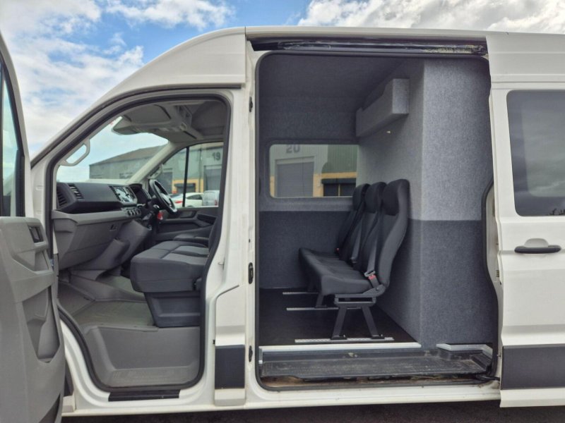 VOLKSWAGEN CRAFTER