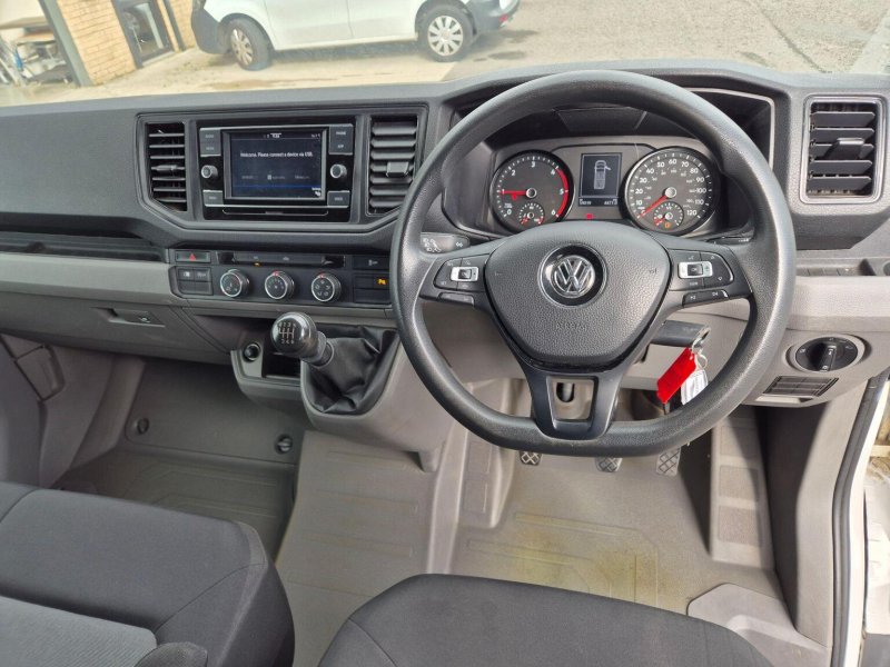 VOLKSWAGEN CRAFTER