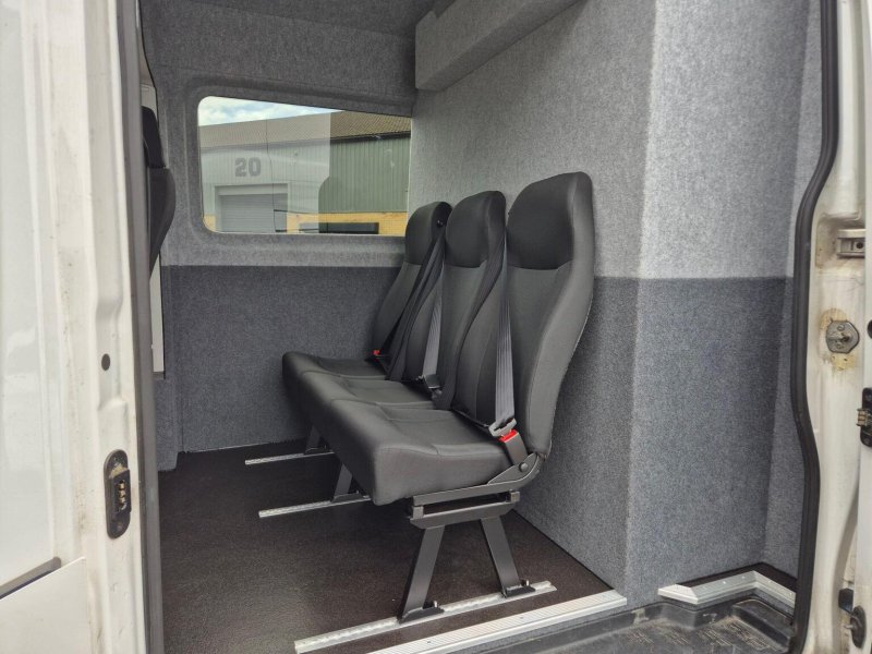 VOLKSWAGEN CRAFTER