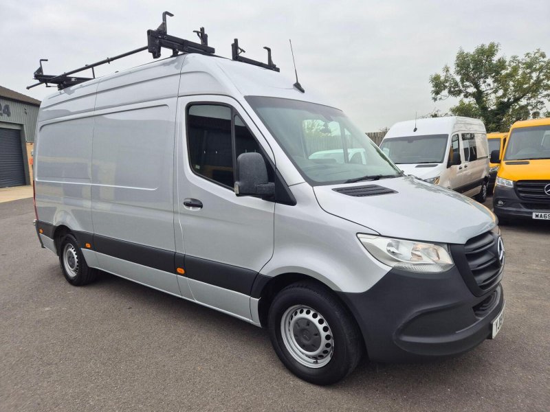 MERCEDES-BENZ SPRINTER