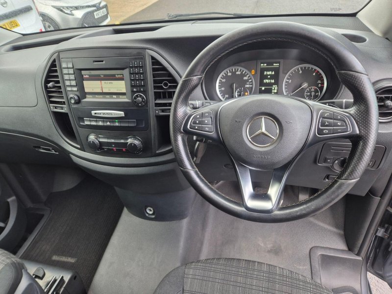 MERCEDES-BENZ VITO