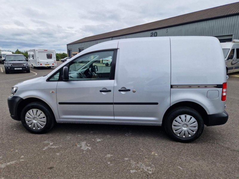 VOLKSWAGEN CADDY