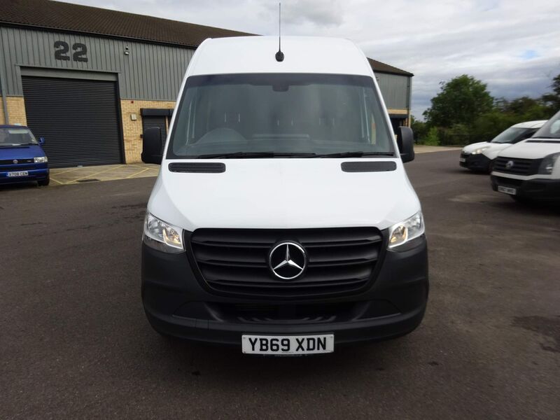 MERCEDES-BENZ SPRINTER