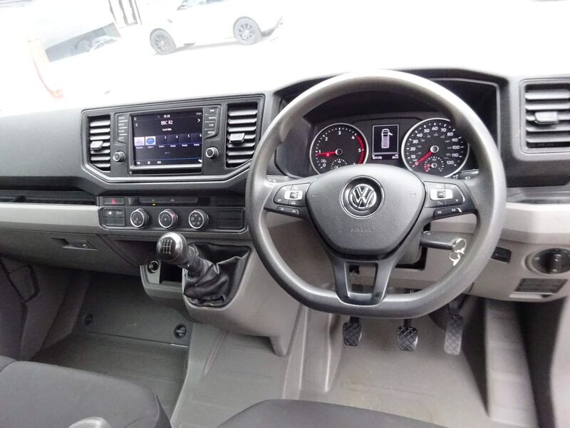 VOLKSWAGEN CRAFTER