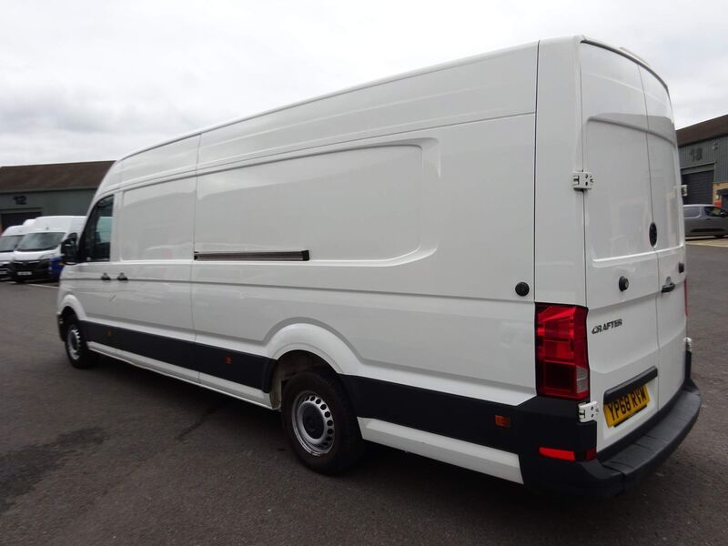 VOLKSWAGEN CRAFTER