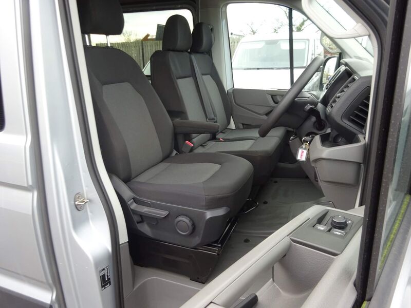 VOLKSWAGEN CRAFTER