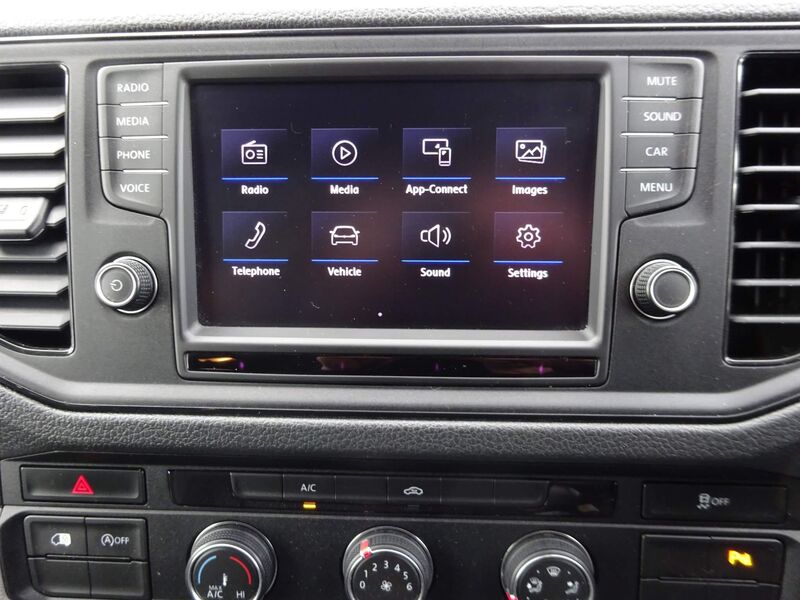 VOLKSWAGEN CRAFTER