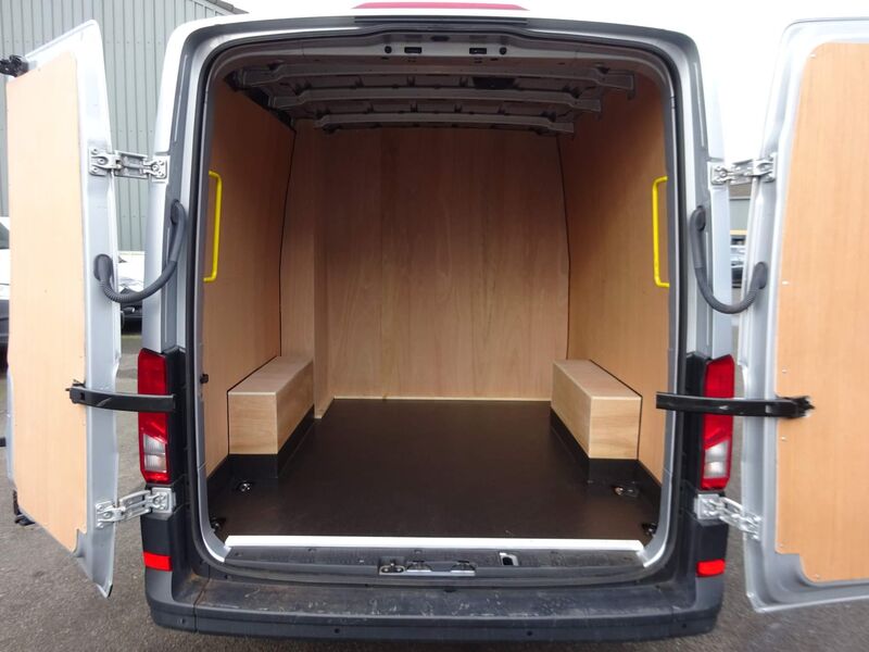 VOLKSWAGEN CRAFTER