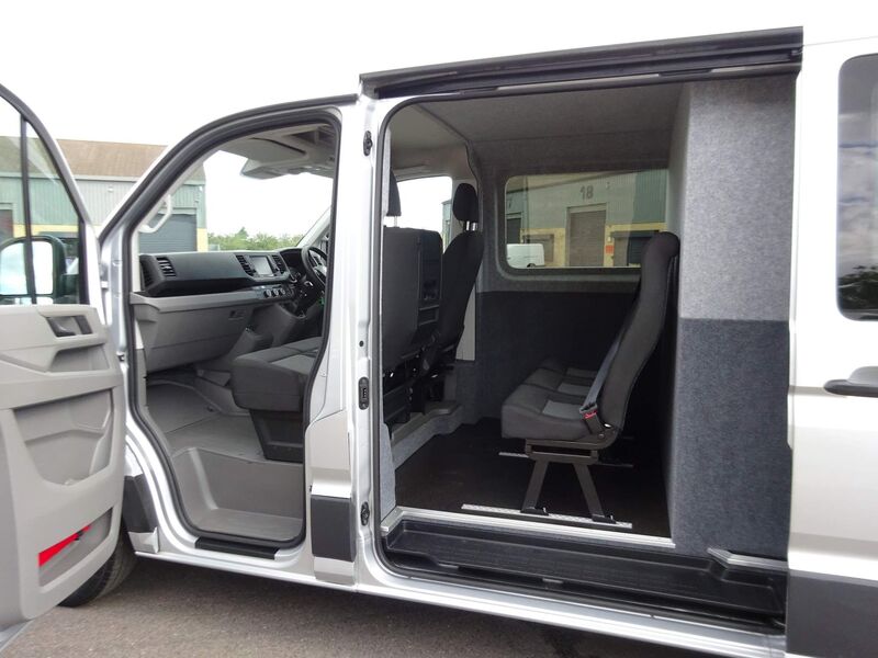 VOLKSWAGEN CRAFTER