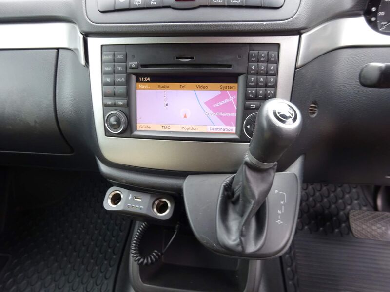 MERCEDES-BENZ VITO